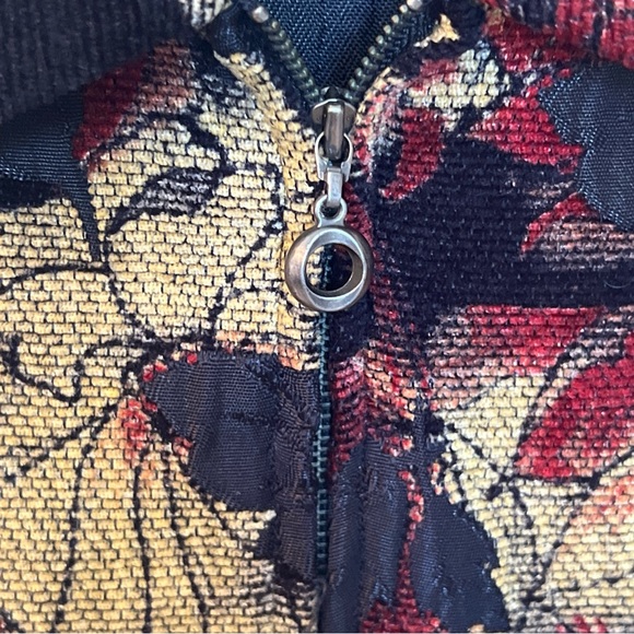 CHRISTOPHER & BANKS Women’s Sz M Tan Floral Tapestry Type Fabric Full Zip EUC - Picture 7 of 9